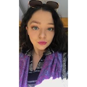 Meet your Posher, Christine